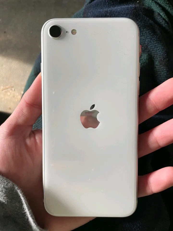 iPhone SE 2020 – مواصفات ممتازة بسعر اقتصادي